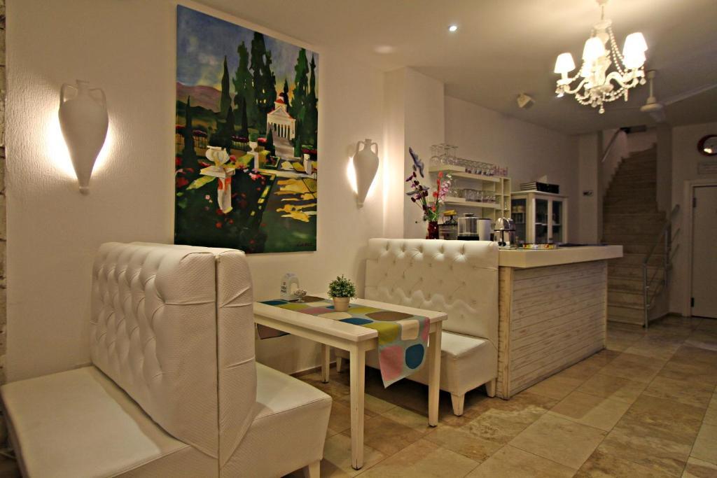 Larimar Boutique Hotel Кешме Экстерьер фото