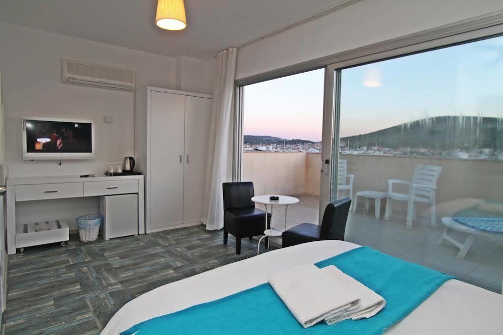 Larimar Boutique Hotel Кешме Экстерьер фото